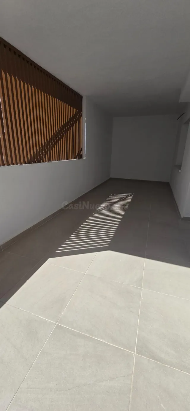 Piso nuevo 2 habitaciones, terraza y piscina opción garaje y - foto 2