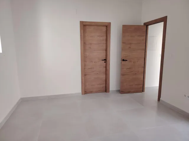 Chalet reformado situado a 2 km de la población — 27