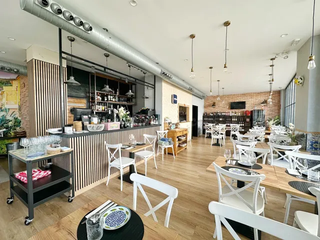 Oportunidad Única: Restaurante en Traspaso en San Pedro de A - foto 2