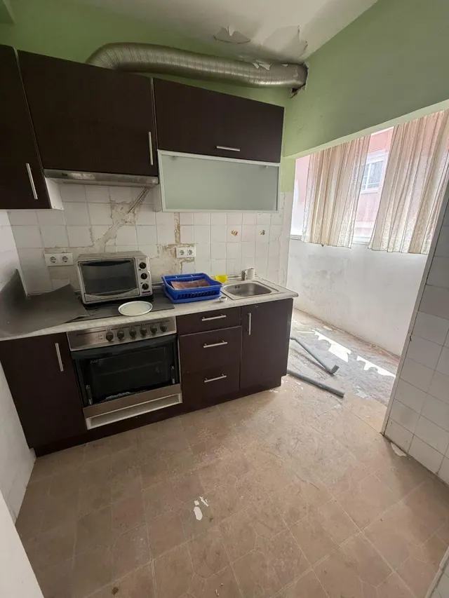 Oportunidad en Pinar del Rey: Piso de 3 dormitorios para reformar. — 6