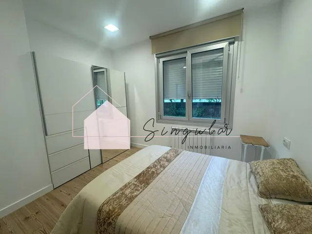 ALQUILER PLANTA BAJA CASA CON JARDÍN — 13