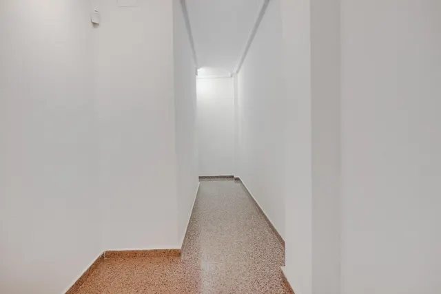 4 Dormitorios 2 baños  vivienda grande — 26