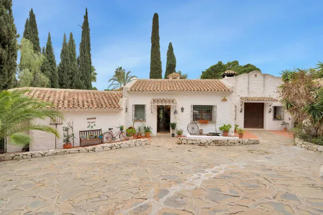 EXCEPCIONAL VILLA EN VENTA EN UN ENTORNO TROPICAL — 8