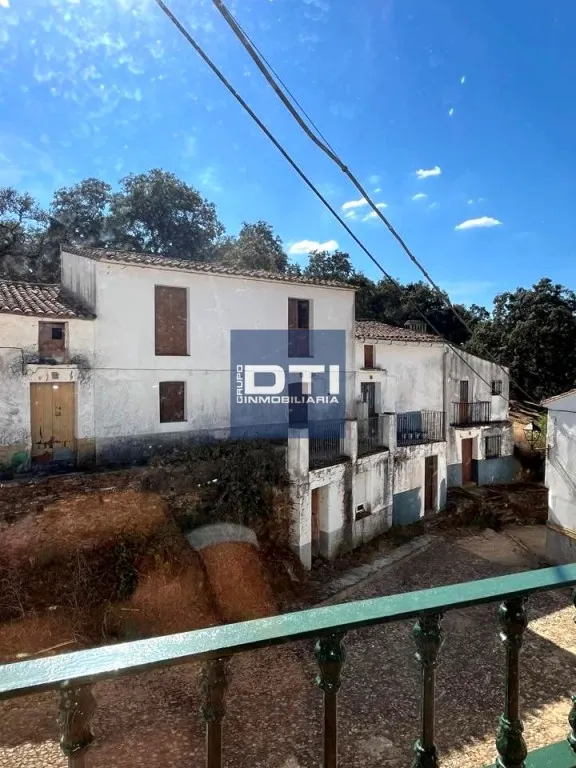 Casa de pueblo en las cefiñas — 68