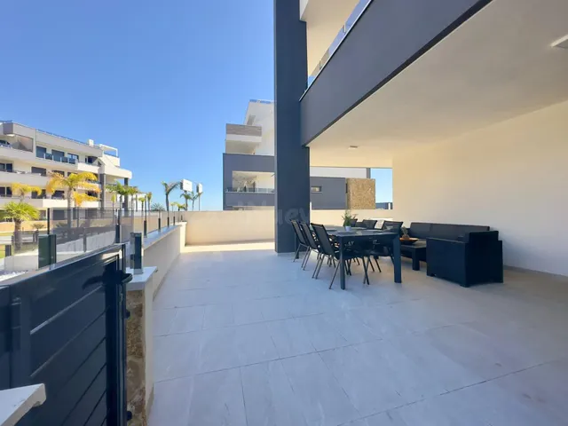 APARTAMENTO DE 3 DORMITORIOS 2 BAÑOS +2 PLAZAS DE GARAJES EN ORIHUELA COSTA (PLAYA FLAMENCA) — 25