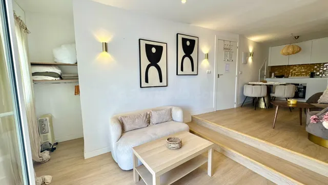 ☀️ APARTAMENTO DE TEMPORADA EN EL CORAZÓN DEL CASCO ANTIGUO DE ALICANTE – SANTA CRUZ — 3