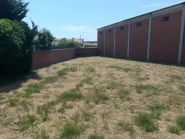 Villagonzalo, oportunidad, nave con terreno urbano. - foto 2