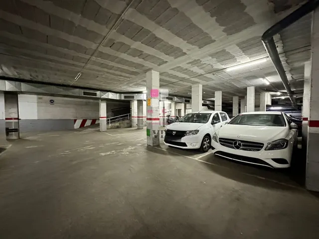 Parking 11m² en venta - Centro urbano 56