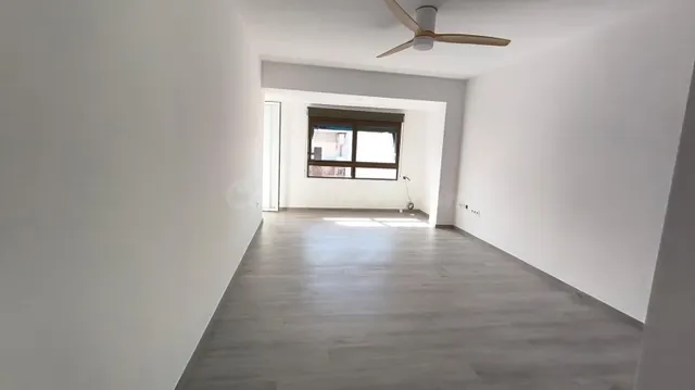 Alquiler: piso reformado a estrenar, 3 hab y 2 baños, cerca de Renfe, Gandia — 5
