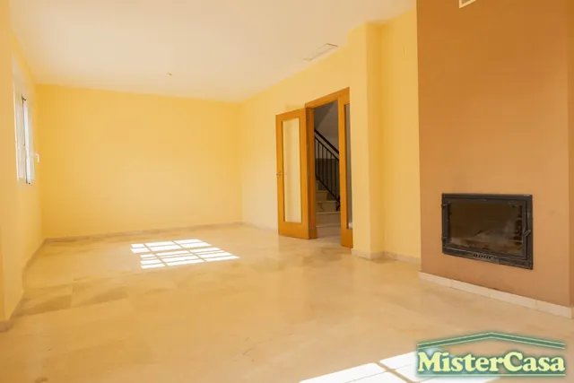 Exclusiva casa pareada de 4 dormitorios con sotano junto al campo de golf — 7