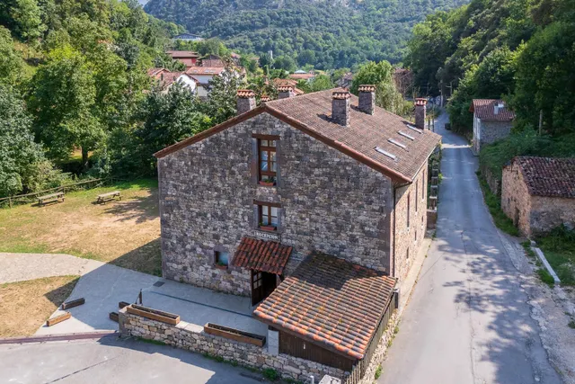 Complejo turístico en venta en cabrales: 32 habitaciones y 96 plazas entre los picos de europa y la costa asturiana — 17