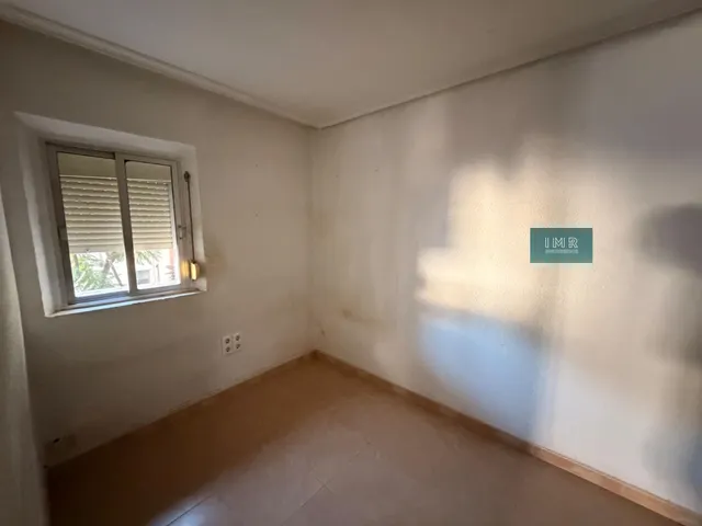¡OPORTUNIDAD EN TRIANA - EL CARMEN! Gran piso de 4 dorm. todo exterior junto al Metro Blas Infante — 13