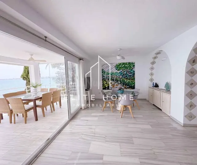 VILLA DE LUJO ENFRENTE DEL MAR / LUXURY SEAFRONT VILLA · PLA - foto 3