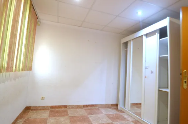 SE VENDE MAGNIFICA VILLA EN LA NUCIA — 28
