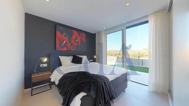 SE VENDE VILLA / CERCA DE BONALBA GOLF / LISTA PARA VIVIR — 7