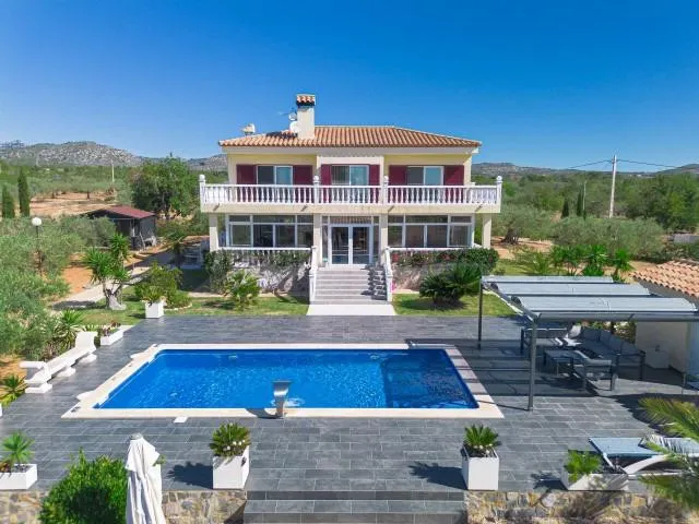 Casa 2 habitaciones 270m² en venta - Afueras del Pueblo - foto 2