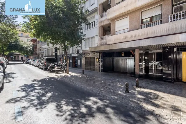 PLAZA DE GARAJE JUNTO A RECOGIDAS — 7