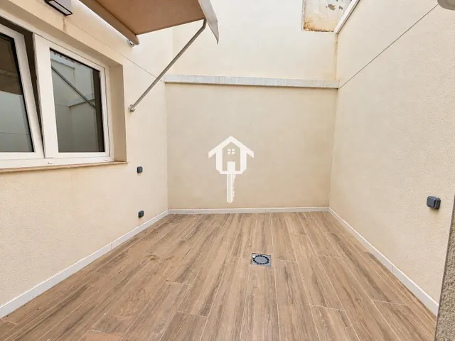 BAJO DUPLEX DE OBRA NUEVA EN VENTA EN ALICANTE. ZONA DE CAROLINAS ALTAS. 89m2+PATIO+SÓTANO, 2 habitaciones, 1 BAÑO, PATIO, SOTANO, ASCENSOR — 24