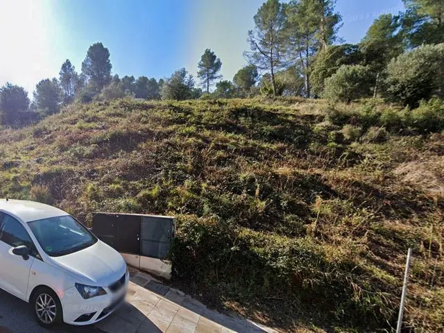 Terreno a la venta en Castellví de Rosanes — 3
