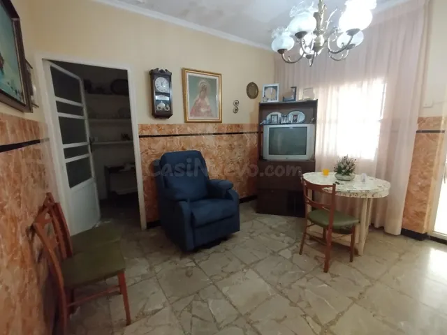 ¡Gran Oportunidad! Casa para Reformar con Parcela de 548 m2 