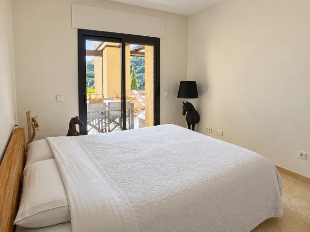 Magnífico apartamento de 2 dormitorios con gran terraza y vistas al mar – Coto Real — 15