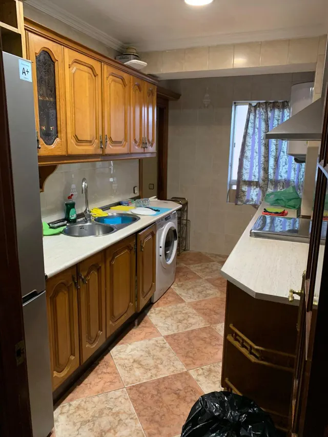 Piso en venta en la zona de Portada Alta-La Barriguilla — 2