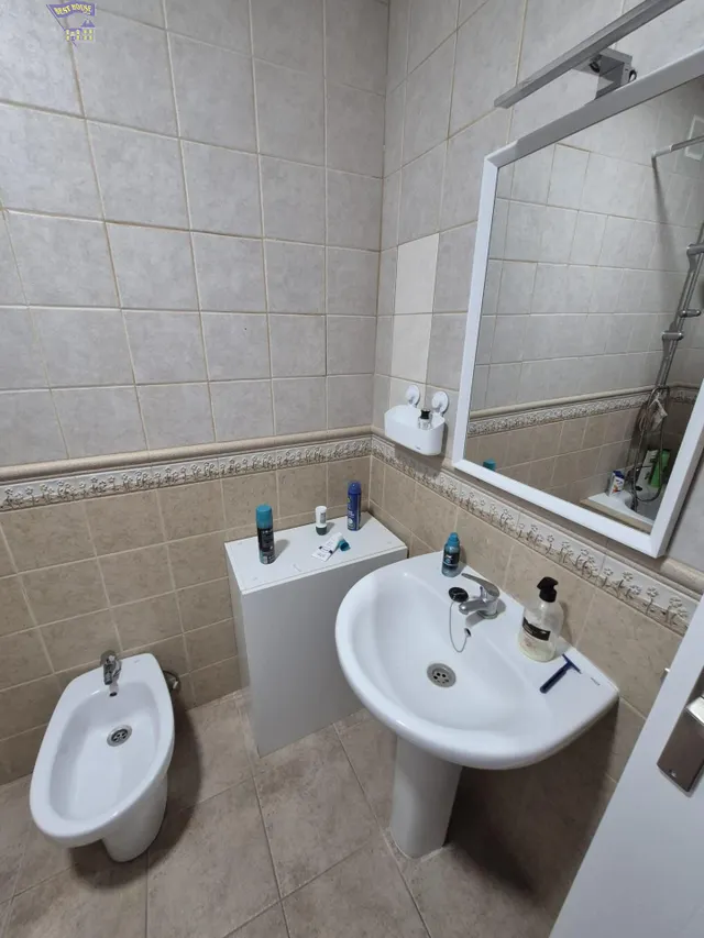 SE VENDE APARTAMENTO EN ZONA CASCO ANTIGUO — 13