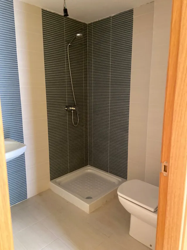 SE VENDE APARTAMENTO EN EL CENTRO DE VALENCIA DE DON JUAN, EXTERIOR, 74 M2,  2 HAB, 2 BAÑOS. — 9