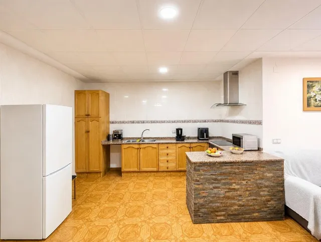 Espacio, luz y un espectacular patio de 85 m2 en pleno centr - foto 4
