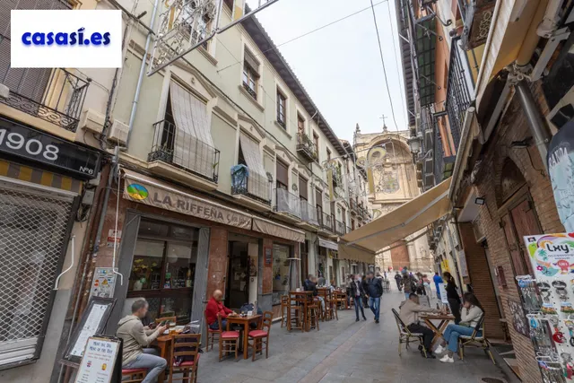 ¡Oportunidad única en el corazón de Granada! — 40