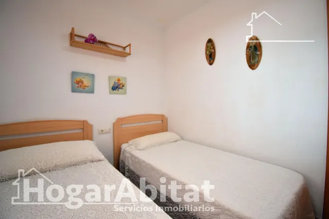 ¡SEGUNDA LÍNEA DE PLAYA! AMPLIO Y EXTERIOR CON GARAJE, ASCENSOR Y GRAN TERRAZA — 25