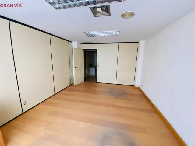Oficina en venta en Logroño - foto 5