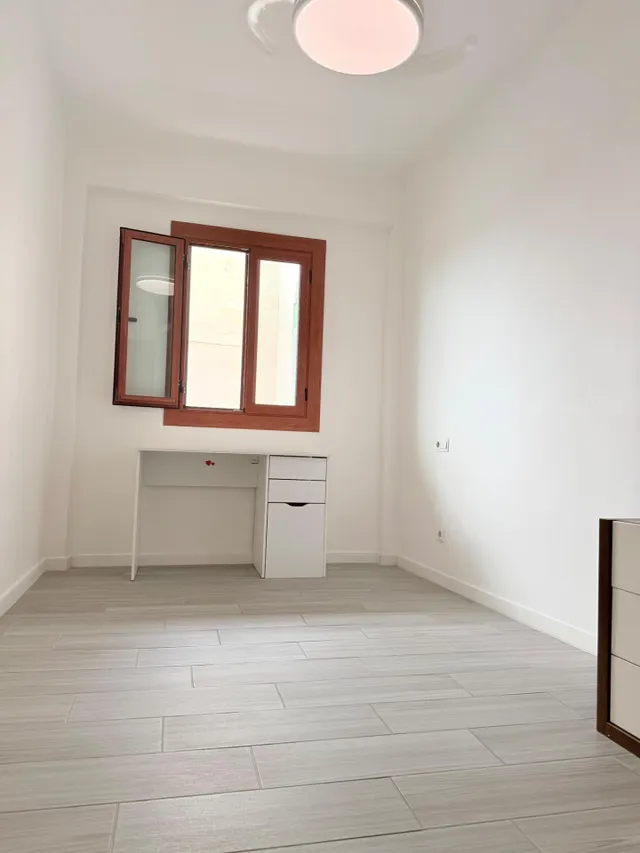 SE VENDE 2º PISO EN EL COLL DEN RABASSA — 18