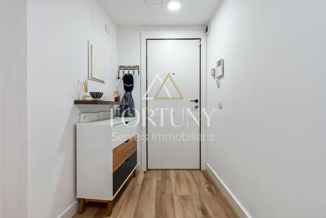 Piso en venta en Calle Santa Anna, Reus. - foto 4