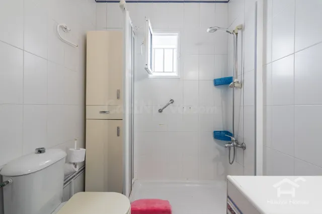 Casa tradicional con patio y acceso por dos calles en el centro de Ayamonte — 17
