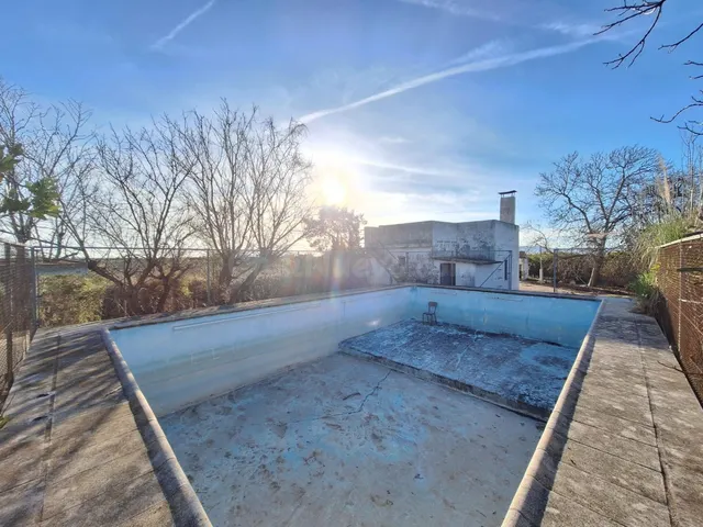 CUL800 - CASA DE CAMPO CON PISCINA EN PARCELA RUSTICA ENTRE 