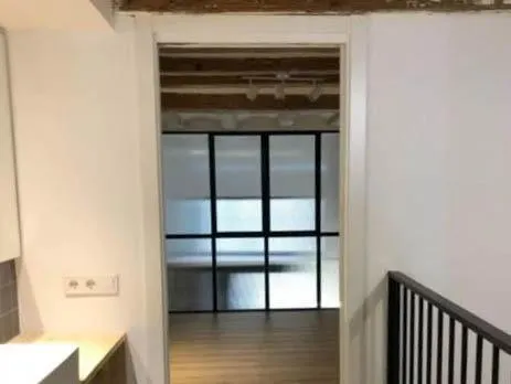 Planta baja a la venta ideal para inversores en El Raval, Barcelona — 33
