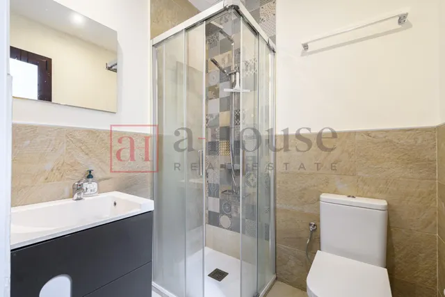Piso listo para entrar a vivir con balcón y doble orientación en vila de gràcia — 17