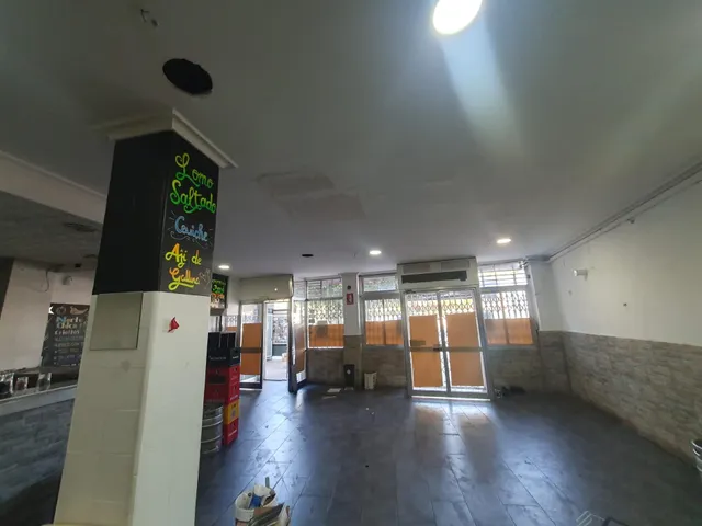 GRAN LOCAL COMERCIAL DISPONIBLE EN VENTA EN KANSAS CITY — 11