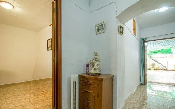 CASA EN SAN ROQUE TOTALMENTE EXTERIOR CON MUCHAS POSIBILIDADES PATIO AMPLIO Y TERRAZAS — 13