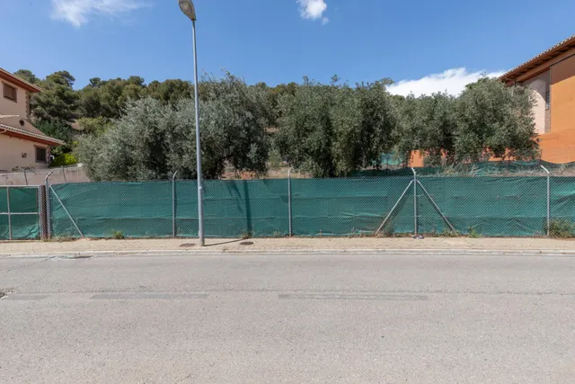Parcela Urbanizable en Carretera de la Sierra — 14