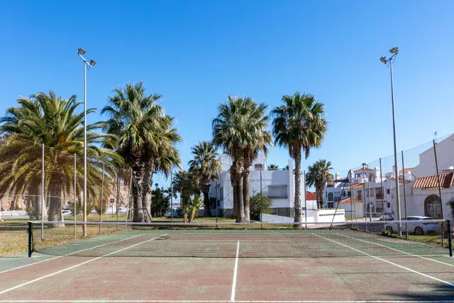 PRECIOSO ÁTICO-DÚPLEX EN PERLA DE ANDALUCÍA — 37