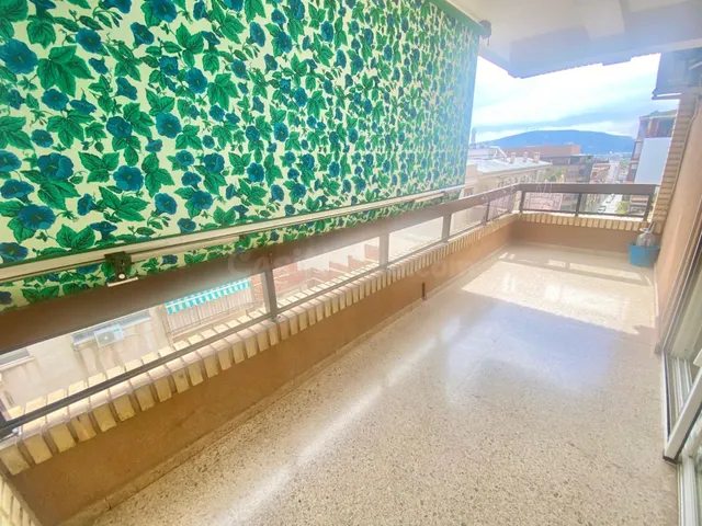 Increíble vivienda en Orihuela ciudad toda exterior con balcón amplio .. para vivir ¡Visitelo sin  compromiso!! — 2