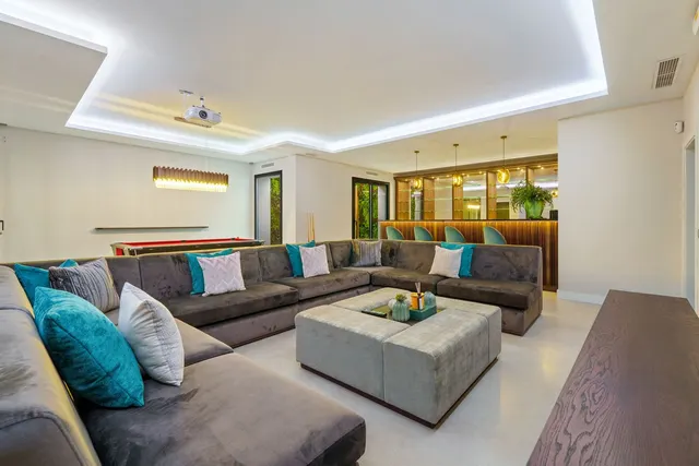 Chalet 6 habitaciones 581m² en venta - El Madroñal — 43