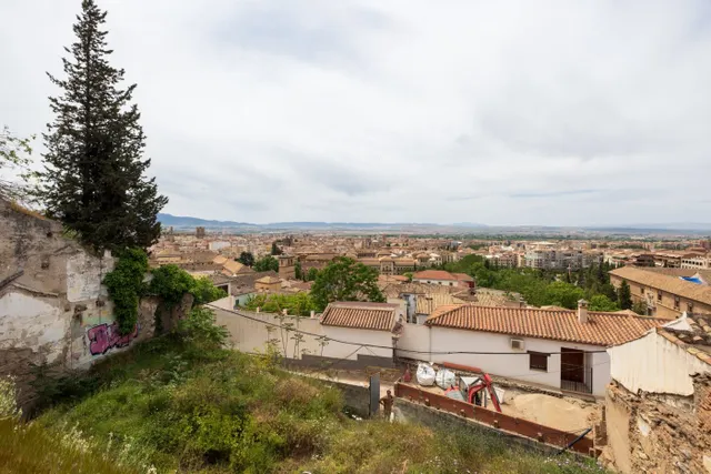 Parcela en Granada Centro — 3
