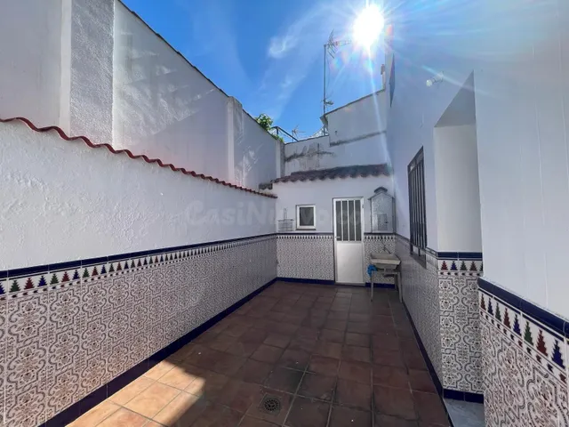CASA INDEPENDIENTE EN GARROVILLAS DE ALCONETAR - foto 2