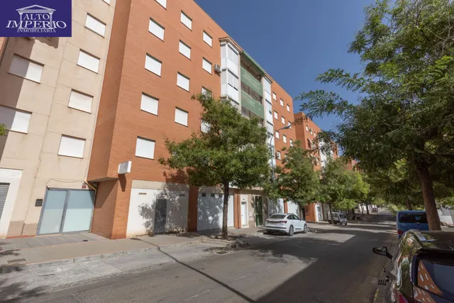 PISO VPO DE CUATRO DORMITORIOS CON GARAJE EN PADRE CLARET — 29