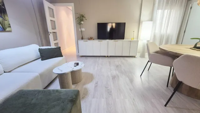 PISO VENTA SALAMANCA. Urbis te ofrece un piso reformado en venta en Garrido Sur, Salamanca. — 10