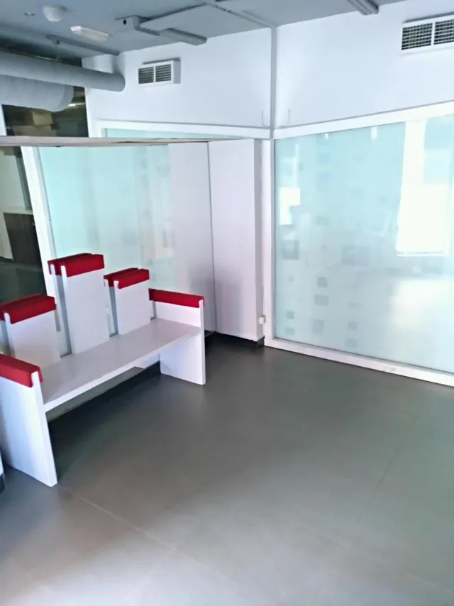 DISPONIBLE LOCAL EN VENTA EN SAN ILDEFONSO — 18