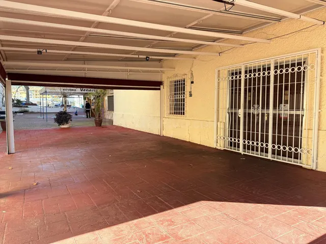 Restaurante 205m² en venta - Marbella — 2